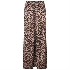 Dea Kudibal, MargoDea Bukser, Animal